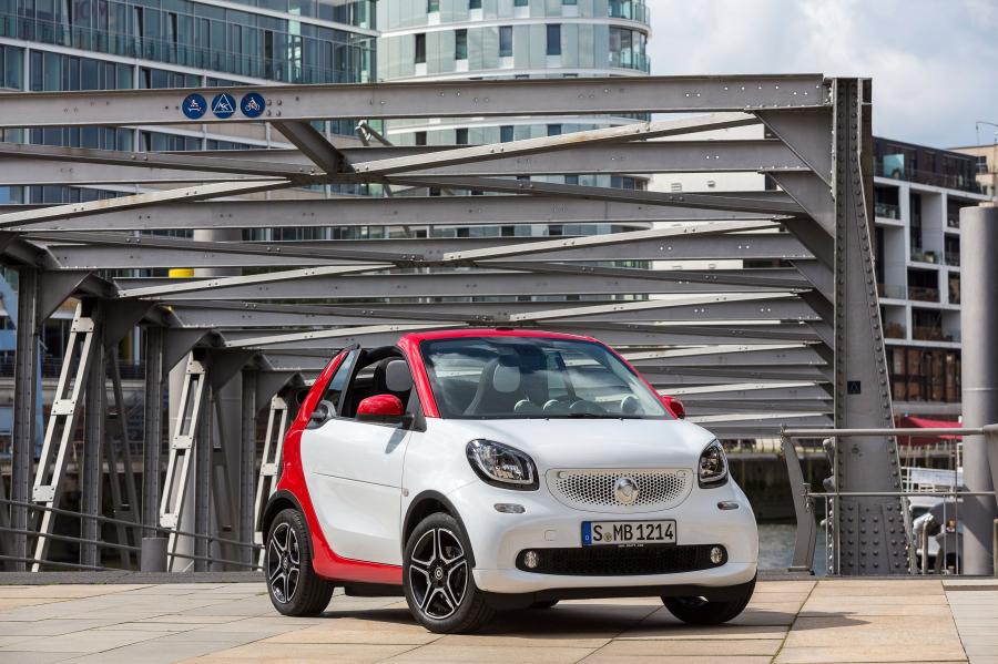  Smart ForTwo Passion Cabrio Urban Style 2016 года  (фото 17 из 25)
